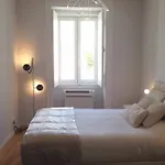 Lisbon Deluxe City Center Flat